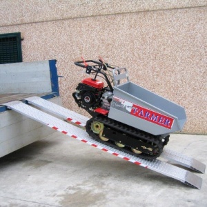 Paire de Rampes d'Aluminium Largeur 615 mm Longueur 2 m. Capacité 2356 Kgs