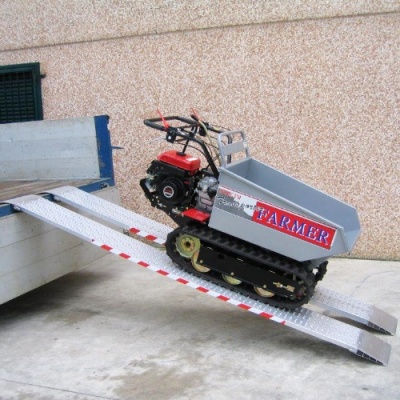 Paire de Rampes d'Aluminium Largeur 615 mm Longueur 3 m. Capacité 2132 Kgs